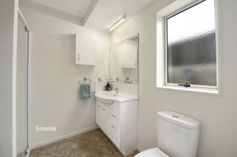 Photo of property in 32 Sunstone Crescent, Brown Owl, Upper Hutt, 5018