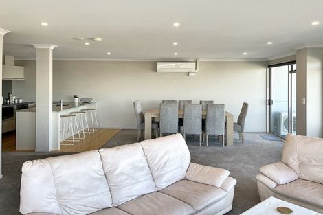 Photo of property in 10/898 Papamoa Beach Road, Papamoa Beach, Papamoa, 3118