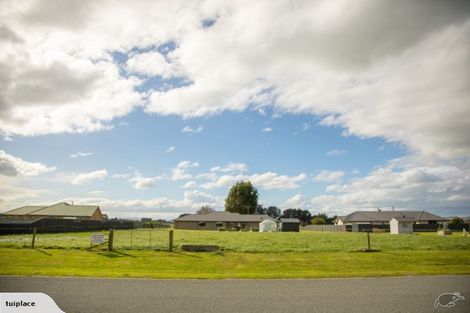 Photo of property in 8 Tui Place, Edendale, Wyndham, 9893