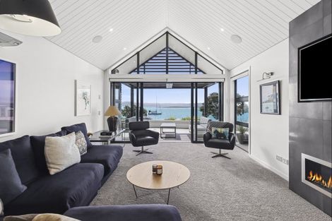 Photo of property in 333 Wakefield Quay, Stepneyville, Nelson, 7010