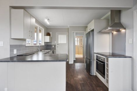 Photo of property in 2 Glasgow Street, Takaro, Palmerston North, 4412