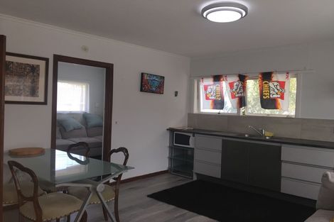 Photo of property in 2/58 Taharoto Road, Takapuna, Auckland, 0622