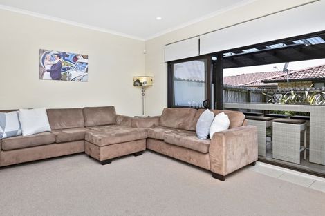 Photo of property in 12 Derg Place, East Tamaki, Auckland, 2013