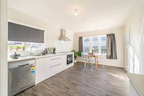 Photo of property in 6 Russell Road, Wainuiomata, Lower Hutt, 5014