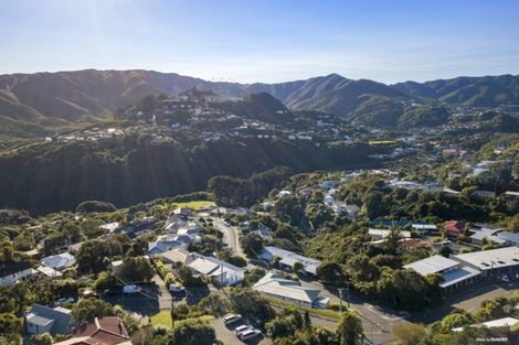 Photo of property in 11 Edgeware Road, Wilton, Wellington, 6012