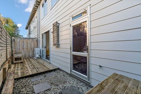 Photo of property in 28 Albionvale Road, Glen Eden, Auckland, 0602