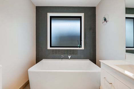 Photo of property in 22 Awatiro Drive, Kaukapakapa, 0871