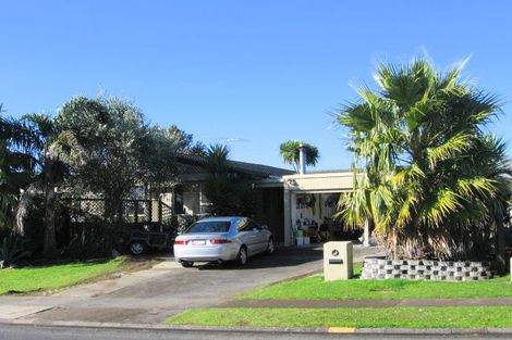 Photo of property in 9 Fratley Avenue, Farm Cove, Auckland, 2012