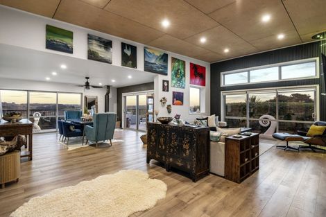 Photo of property in 205 Takahoa Drive, Kaiwaka, 0573