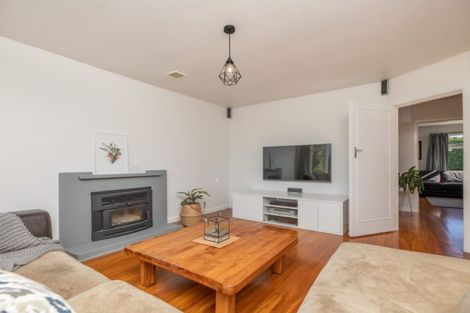 Photo of property in 19 Wilton Crescent, Bishopdale, Christchurch, 8053