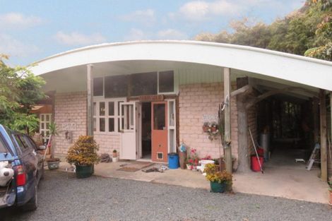 Photo of property in 950 Matakana Valley Road, Whangaripo, Wellsford, 0972