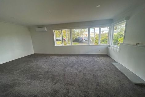 Photo of property in 31 Grassways Avenue, Pakuranga, Auckland, 2010