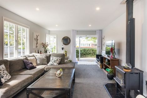 Photo of property in 7 Galway Avenue, Hokowhitu, Palmerston North, 4410