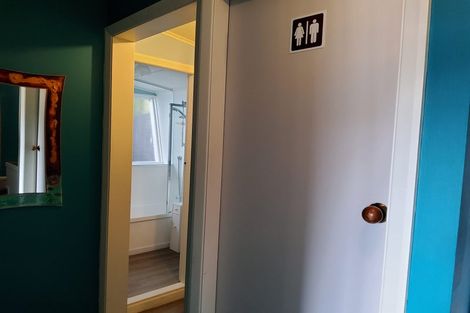 Photo of property in 74 Mana Esplanade, Paremata, Porirua, 5026