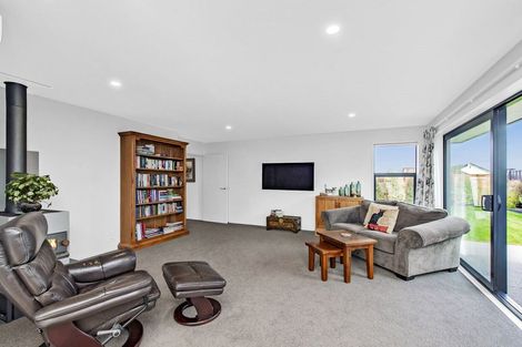 Photo of property in 5 Rothwell Drive, Rolleston, 7615