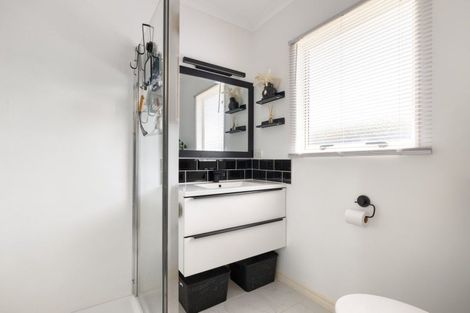 Photo of property in 62 Calypso Drive, Papamoa Beach, Papamoa, 3118