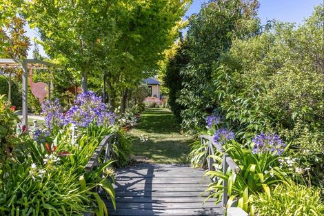 Photo of property in 7 Teviotview Place, Amberley, 7410