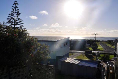 Photo of property in 184 Seaforth Road, Waihi Beach, 3611