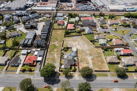 Photo of property in 1276 High Street, Taita, Lower Hutt, 5011