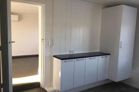 Photo of property in 1/682 East Coast Road, Pinehill, Auckland, 0630