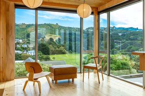 Photo of property in 17 Dover Street, Island Bay, Wellington, 6023