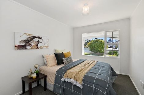 Photo of property in 17 Park Avenue, Waikanae, 5036