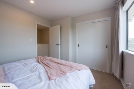 Photo of property in 24/11 Ray Small Drive, Papakura, 2110