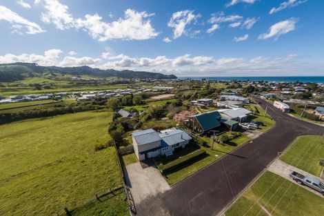 Photo of property in 5 Farm Road, Waihi Beach, 3611