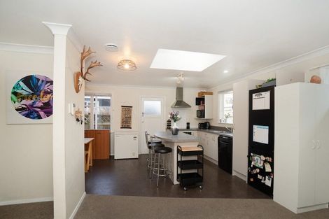 Photo of property in 4a Freyberg Street, Roslyn, Palmerston North, 4414