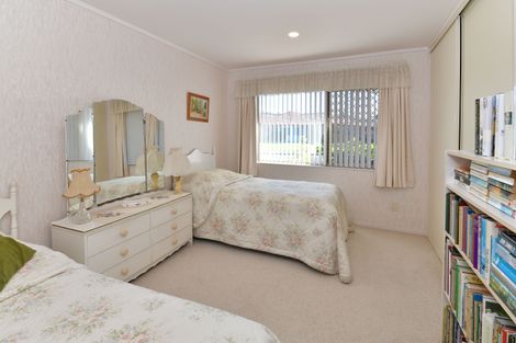 Photo of property in 37 Motutapu Avenue, Manly, Whangaparaoa, 0930