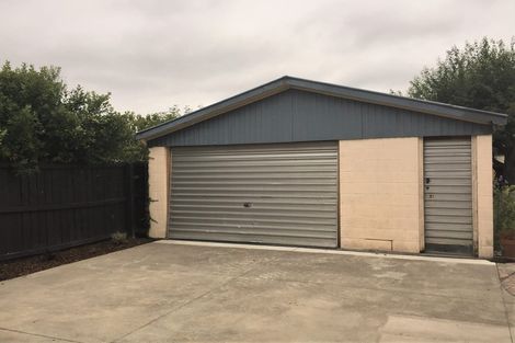 Photo of property in 87 Farquhars Road, Redwood, Christchurch, 8051