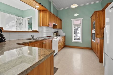 Photo of property in 208 Queen Sh25 Street, Thames, 3500