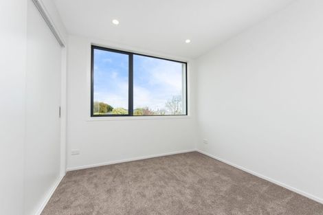 Photo of property in 5 Mokopiko Court, Beach Haven, Auckland, 0626