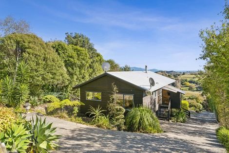 Photo of property in 240 Huia Street, Waikanae, 5391