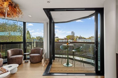 Photo of property in 1/33 Kilmore Street, Christchurch Central, Christchurch, 8013