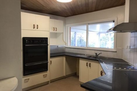 Photo of property in 33 Estuary Road, Weymouth, Auckland, 2103