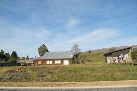 Photo of property in 3 Stonebrook Drive, Wanaka, 9305