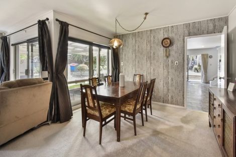 Photo of property in 11 Freshney Place, Hillpark, Auckland, 2102