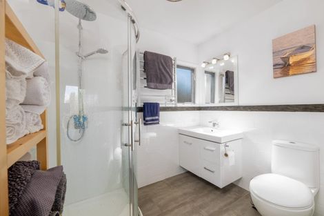 Photo of property in 71 Te Akau Drive, Russell, 0272