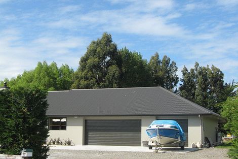 Photo of property in 52 Allin Drive, Waikuku Beach, 7402