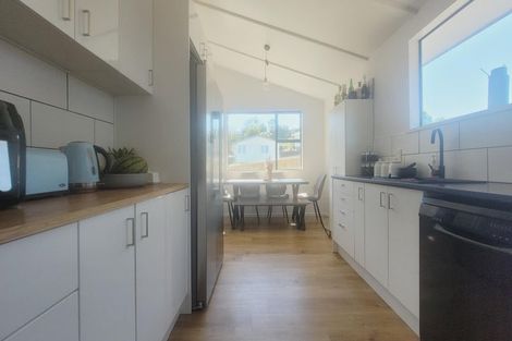 Photo of property in 10 Sombrero View, Ascot Park, Porirua, 5024