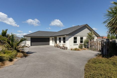 Photo of property in 9 Dawn Parade, Coastlands, Whakatane, 3120