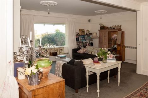 Photo of property in 134 Hackthorne Road, Cashmere, Christchurch, 8022