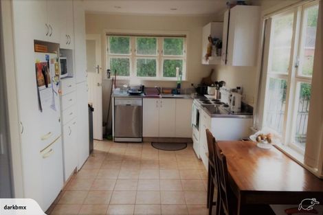 Photo of property in 77 Reeves Road, Pakuranga, Auckland, 2010