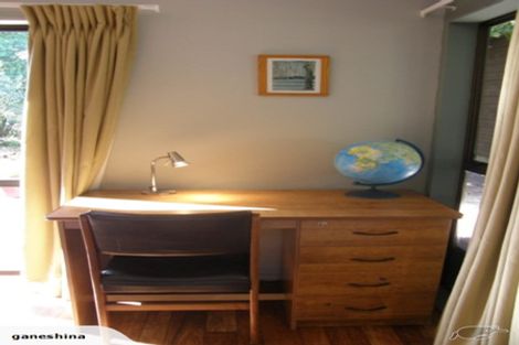 Photo of property in 66 Rosecamp Road, Beach Haven, Auckland, 0626