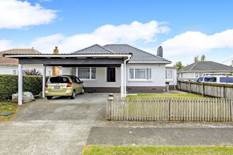 Photo of property in 12 Ballance Avenue, Papatoetoe, Auckland, 2104