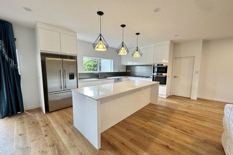 Photo of property in 15 The Mews, Shamrock Park, Auckland, 2016