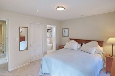 Photo of property in 2/7 Kelson Lane, Ilam, Christchurch, 8041