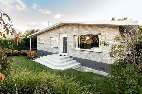 Photo of property in 4 Lovat Street, Havelock North, 4130