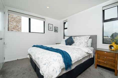 Photo of property in 3/57 Taikata Road, Te Atatu Peninsula, Auckland, 0610